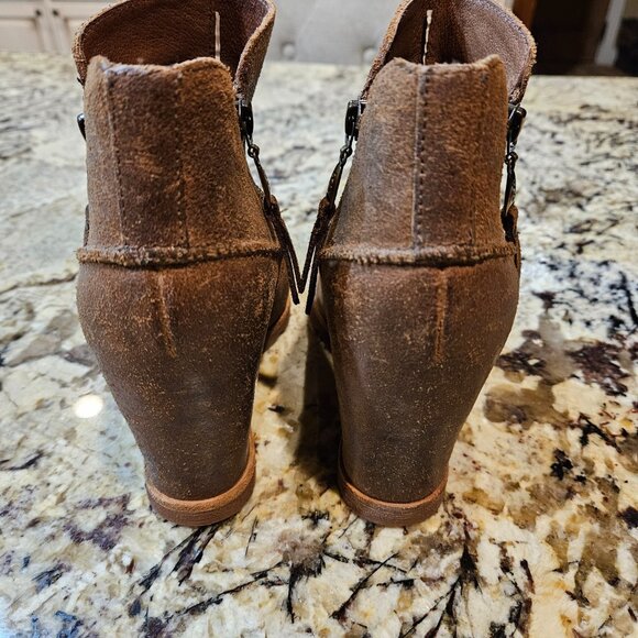 UGG Booties - size 8 - Picture 2 of 9